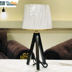 Mini tripod table lamps
